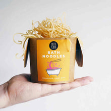 Load image into Gallery viewer, Paper Plane Bath Noodles Natural Bath &amp; Body Wash Singapore Spice
